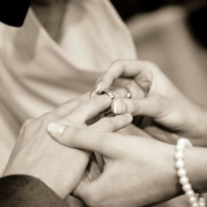 Quels sont les 2 sens du sacrement de mariage ?