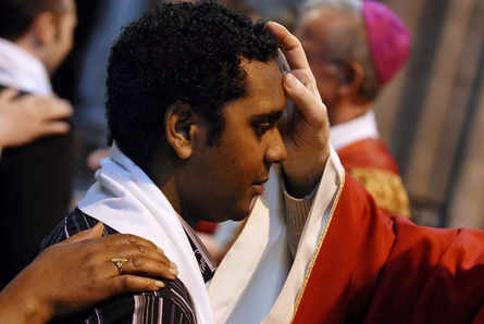 Fils adoptifs et envoyés par le Père (+ photos de la confirmation) Fils adoptifs et envoyés par le Père (+ photos de la confirmation)