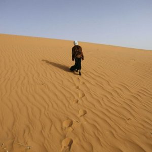 « Voix de celui qui crie dans le désert : Préparez le chemin du Seigneur, rendez droits les sentiers de notre Dieu. » « Voix de celui qui crie dans le désert : Préparez le chemin du Seigneur, rendez droits les sentiers de notre Dieu. »