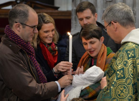 IL N’Y A PAS D’ÂGE POUR DEMANDER LE BAPTÊME… IL N’Y A PAS D’ÂGE POUR DEMANDER LE BAPTÊME…
