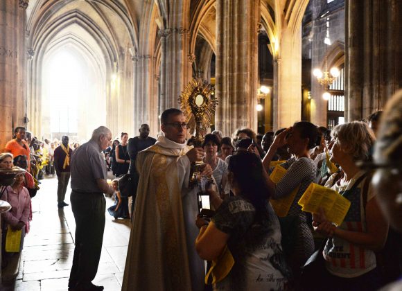 Prière des malades à Saint-Nicolas-des-Champs - Guérison & Consolation ( L'Immaculée Conception ) à 18 h aujourd'hui ! PPLM2-580x420